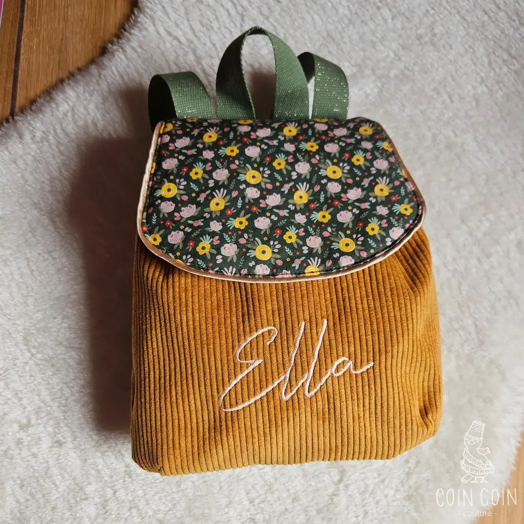 GASPARD personnalisé (blanc, Sans passepoil, Uni, Sans prénom)