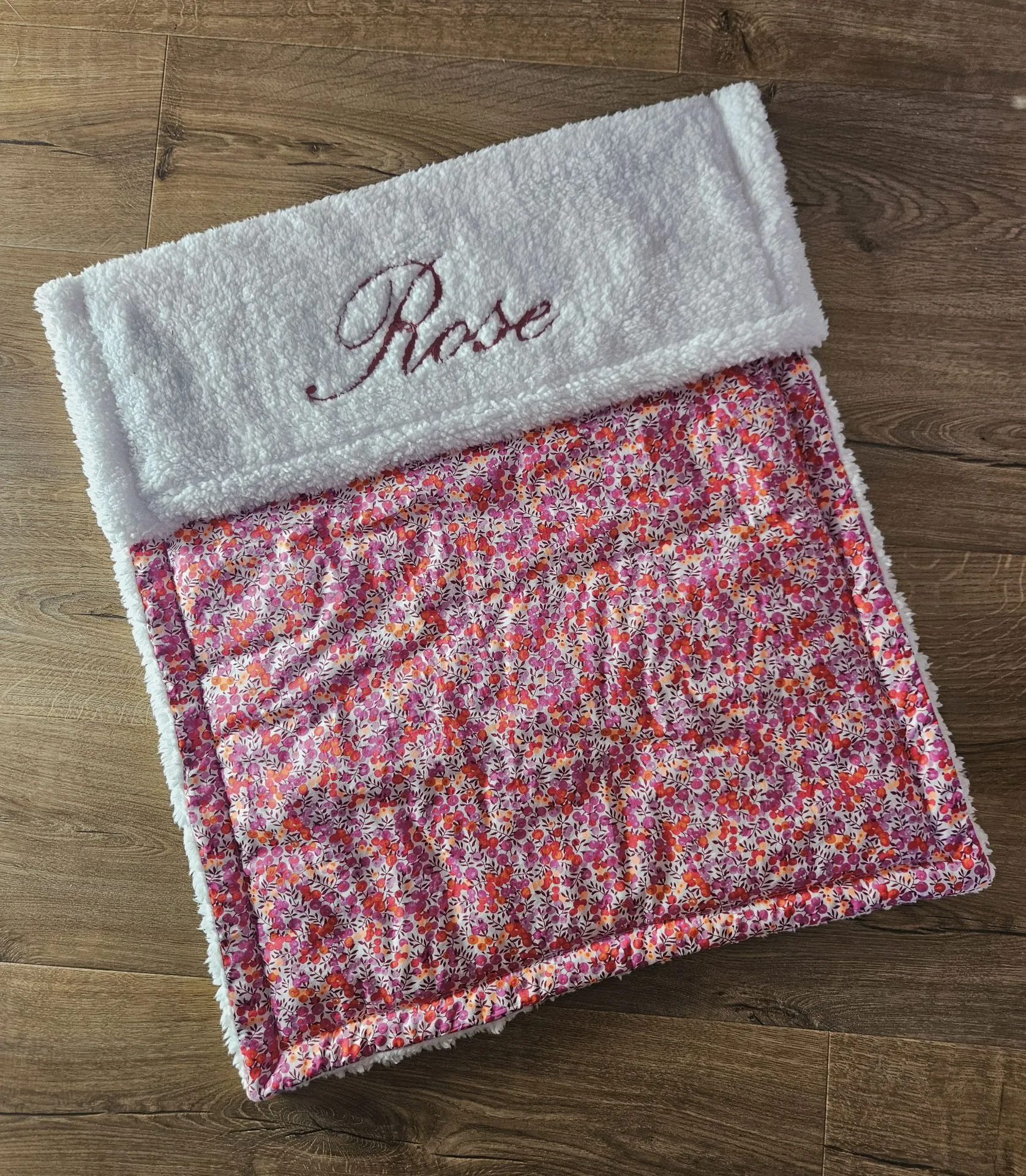 Couverture personnalisée (medium, Sans)